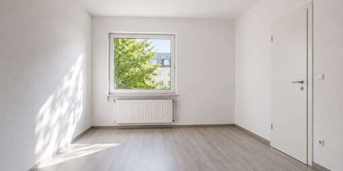 Etagenwohnung Essen Stadtkern - 3 Zimmer, 83 m&sup2;, 185.000&euro; | Angebot:26901184