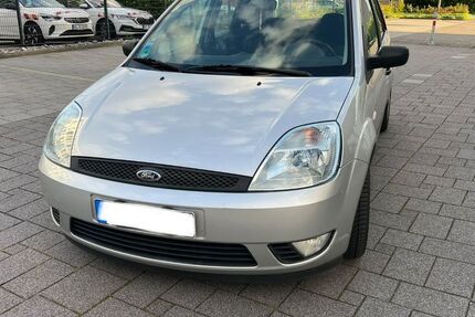 Ford Fiesta 130.281 km 1.800 &euro; Neuss 41464