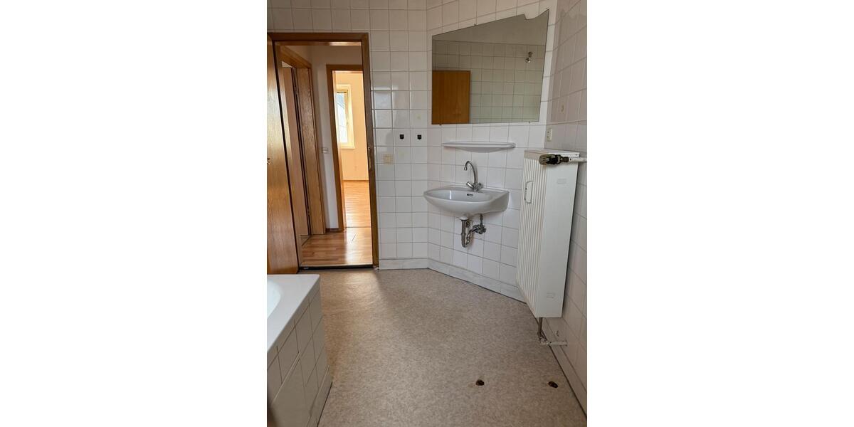 Etagenwohnung Krefeld Dießem - 2 Zimmer, 50 m&sup2;, 350&euro; | Angebot:25333124