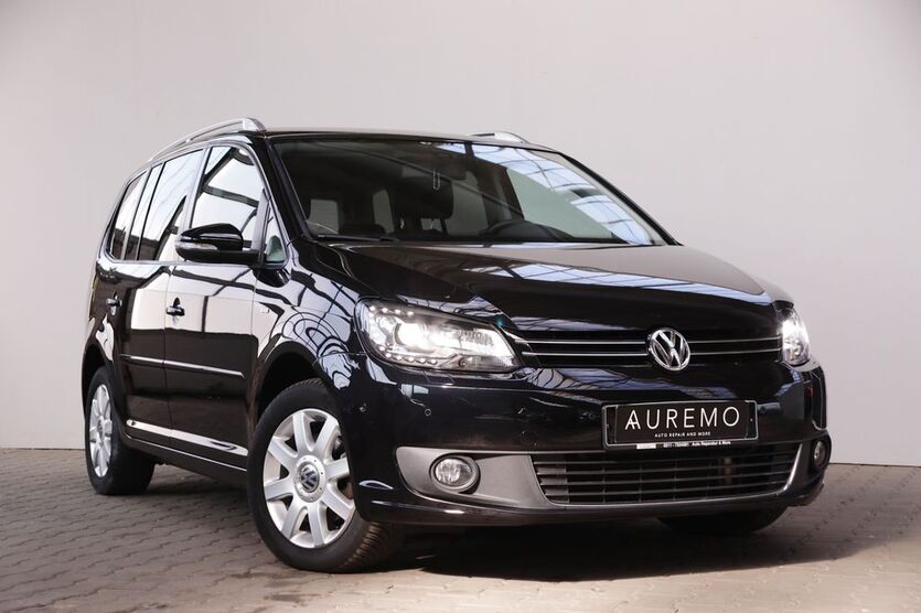 VW Touran 123.145 km 14.500 € Düsseldorf 40233