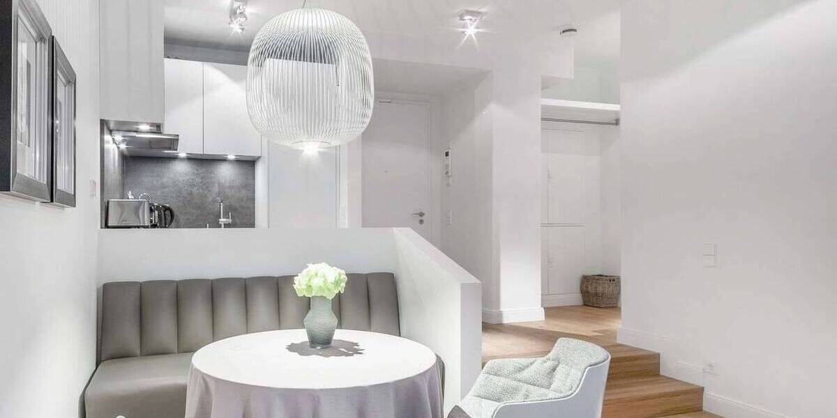 Etagenwohnung Düsseldorf Altstadt - 2 Zimmer, 55 m&sup2;, 1.600&euro; | Angebot:26435561