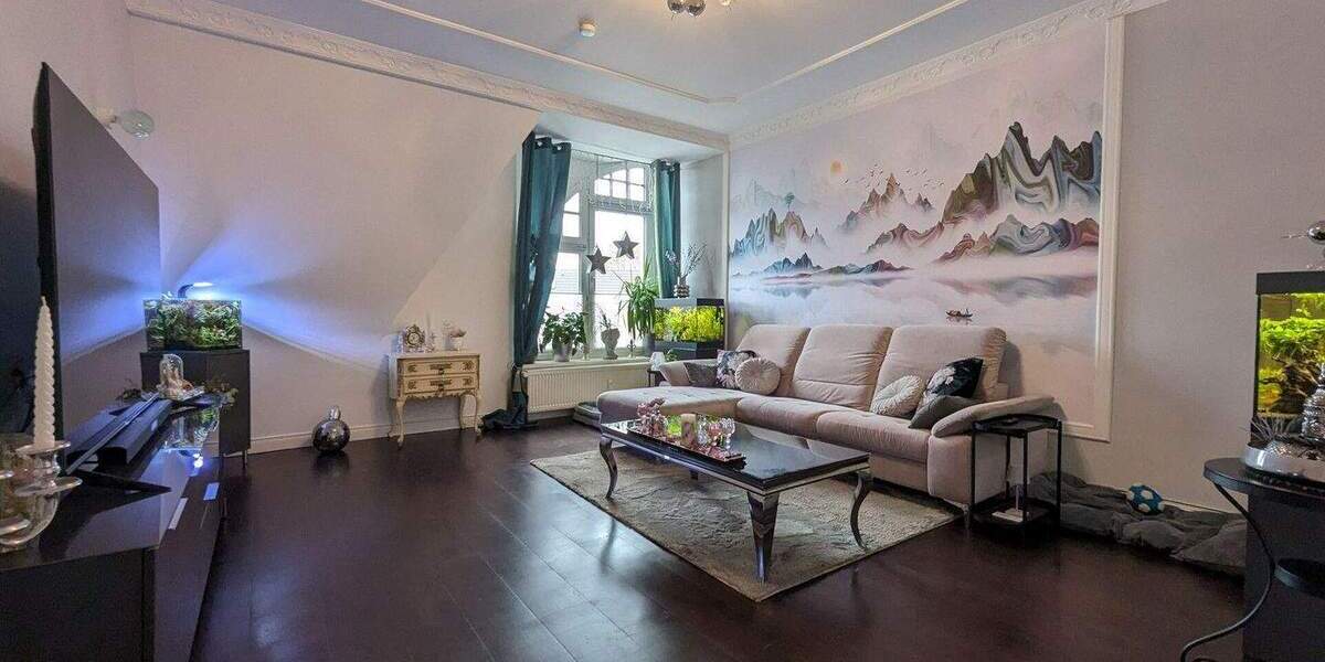 Etagenwohnung Duisburg Mittelmeiderich - 5 Zimmer, 132 m&sup2;, 199.900&euro; | Angebot:25401378