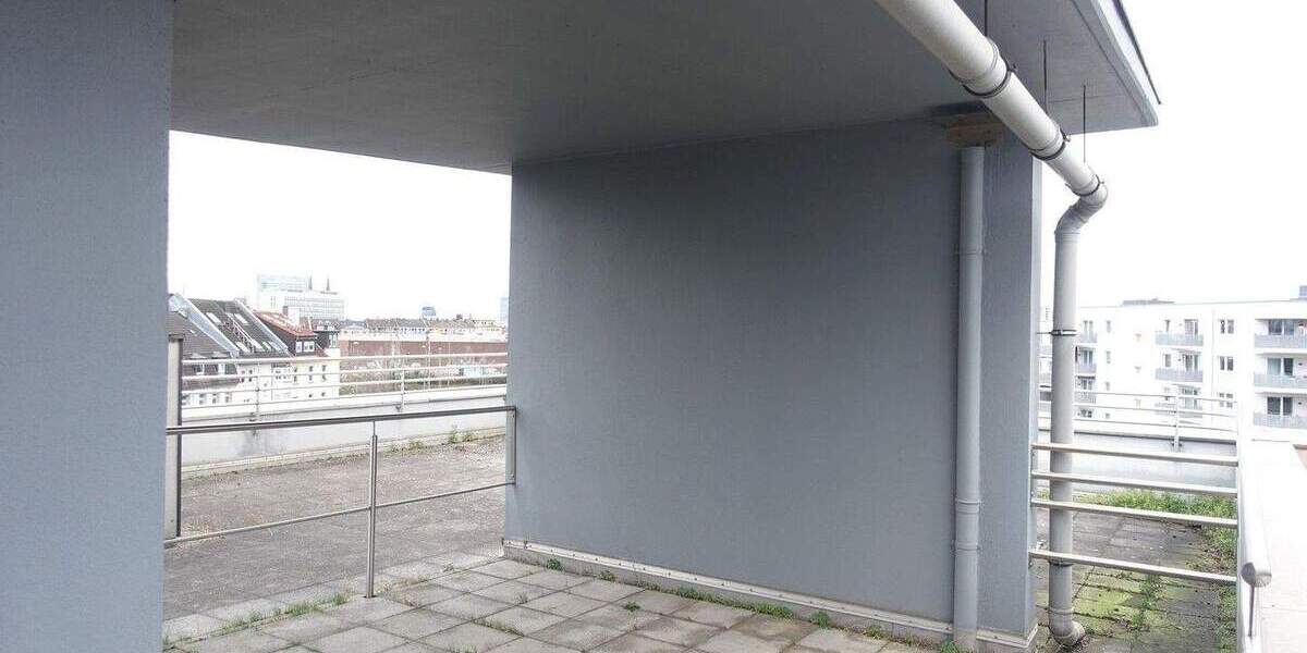 Umfassend sanierte 2-Zimmer-Stadtwohnung in zentraler Lage - mit Tiefgaragenstellplatz 2 zimmer