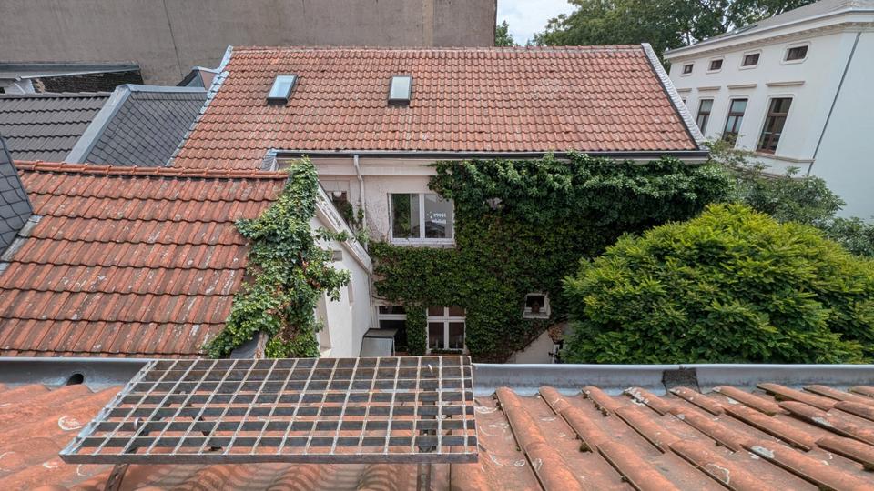 Dachgeschoßwohnung Duisburg Laar - 2.5 Zimmer, 58 m&sup2;, 110.000&euro; | Angebot:27080266