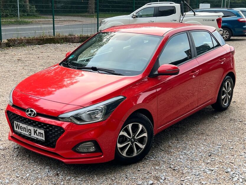 Hyundai i20 74.805 km 10.500 € Duisburg 47137