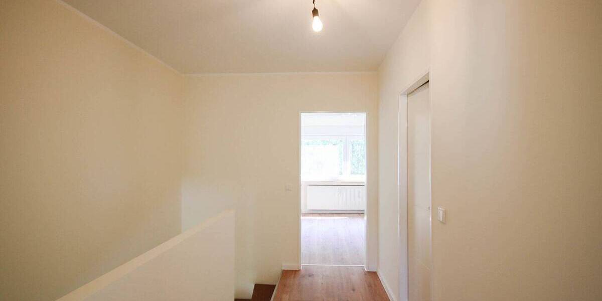 Reihenmittelhaus Meerbusch Strümp - 3 Zimmer, 125 m&sup2;, 1.750&euro; | Angebot:23957242