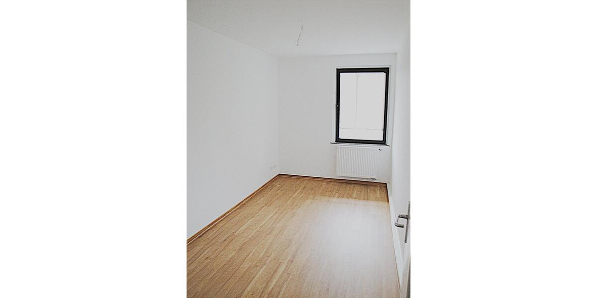 Etagenwohnung Krefeld - 4 Zimmer, 83 m&sup2;, 747&euro; | Angebot:26382820