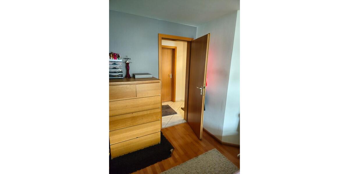 Etagenwohnung Ratingen Lintorf - 4 Zimmer, 94 m&sup2;, 329.000&euro; | Angebot:27120840