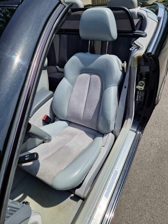 Mercedes-Benz CLK 320 165.500 km 11.990 € Moers 47441