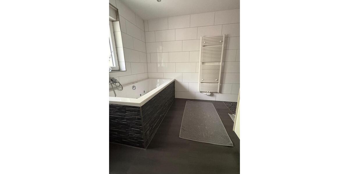 Reihenhaus Oberhausen Alsfeld - 5 Zimmer, 125 m&sup2;, 1.300&euro; | Angebot:26434490