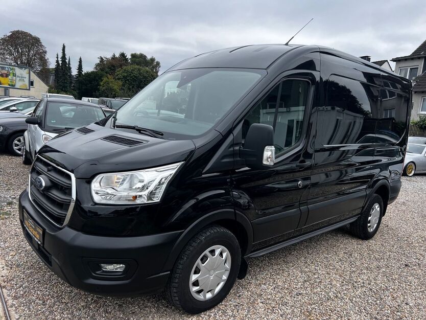 Ford Transit 76.000 km 17.999 € Essen 45355