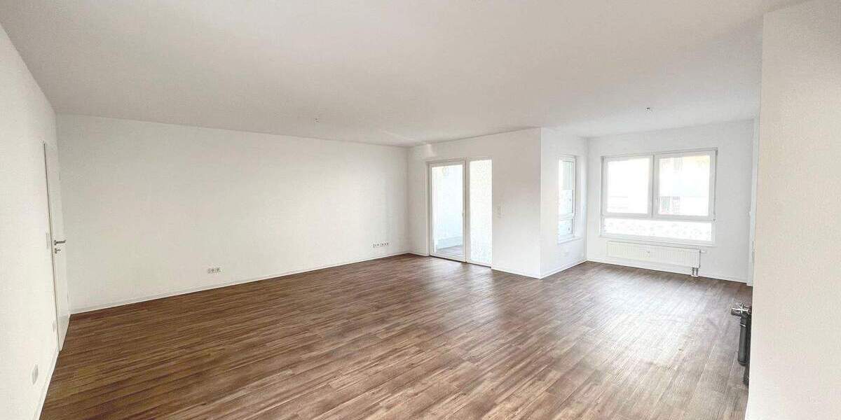 Hochwertige moderne Traumwohnung! Terrasse! Erdgeschoss! 3 zimmer