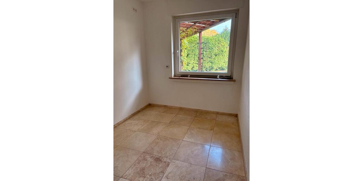 Bungalow Moers Rheinkamp - 5 Zimmer, 150 m&sup2;, 520.000&euro; | Angebot:27119498