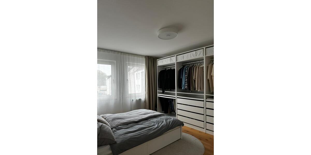 Etagenwohnung Essen Stadtkern - 2 Zimmer, 83 m&sup2;, 960&euro; | Angebot:25261449