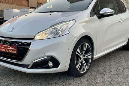 Peugeot 208 180.000 km 8.500 € Essen 45356