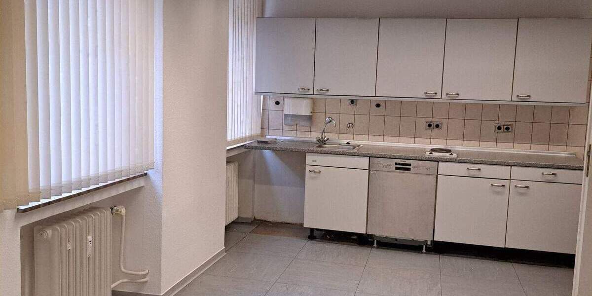 Gewerbeobjekt Duisburg Untermeiderich - 6 Zimmer, 3.200&euro; | Angebot:24036167