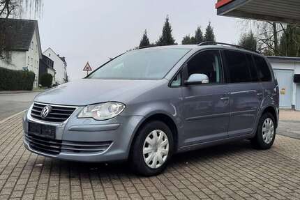 VW Touran 279.100 km 3.490 &euro; Mülheim 45473