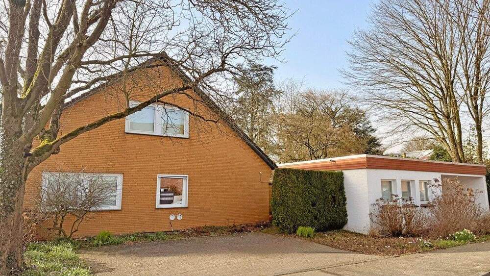 Einfamilienhaus Moers Utfort - 5 Zimmer, 203 m&sup2;, 400.000&euro; | Angebot:25684460