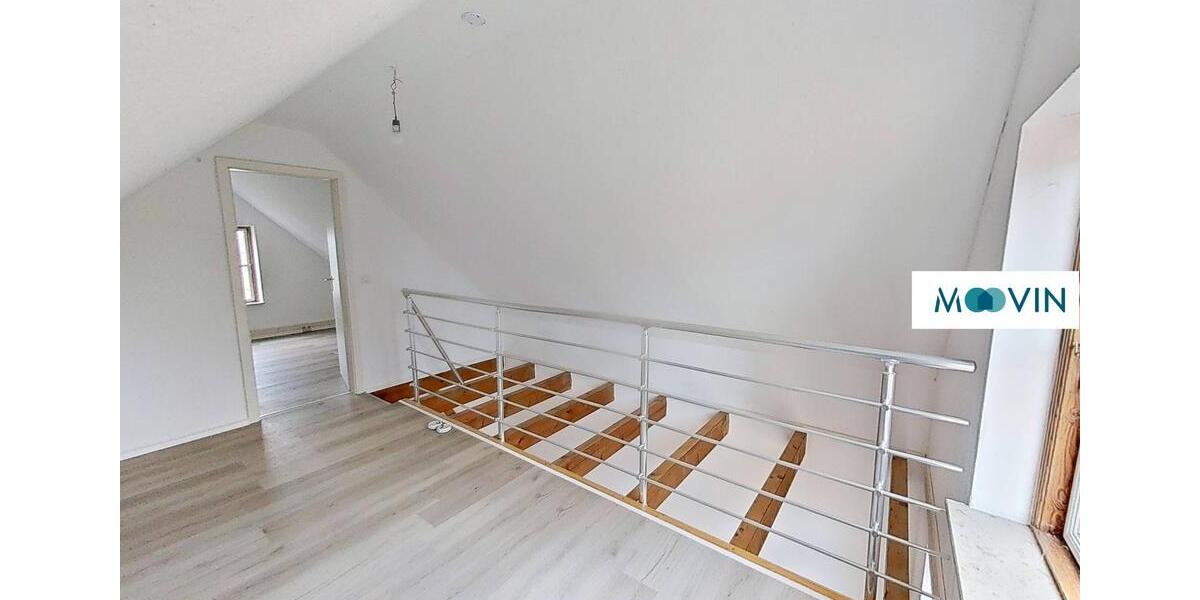 Modernes Wohnen mit Charakter: Tolle 4-Zimmer-Wohnung mit Galerie und viel Platz 3 zimmer