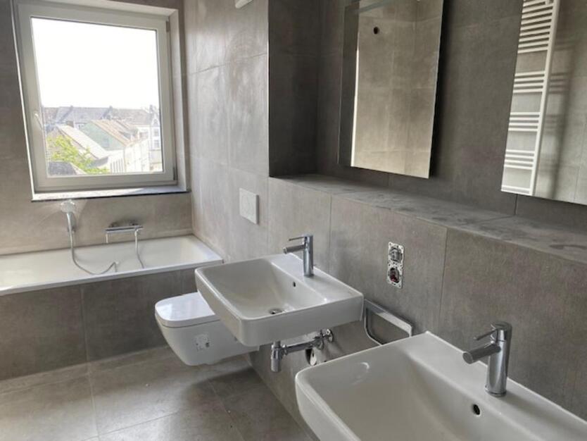 Neubau mitten in der City von Velbert, Hochwertige 3 Zi.- WH zimmer