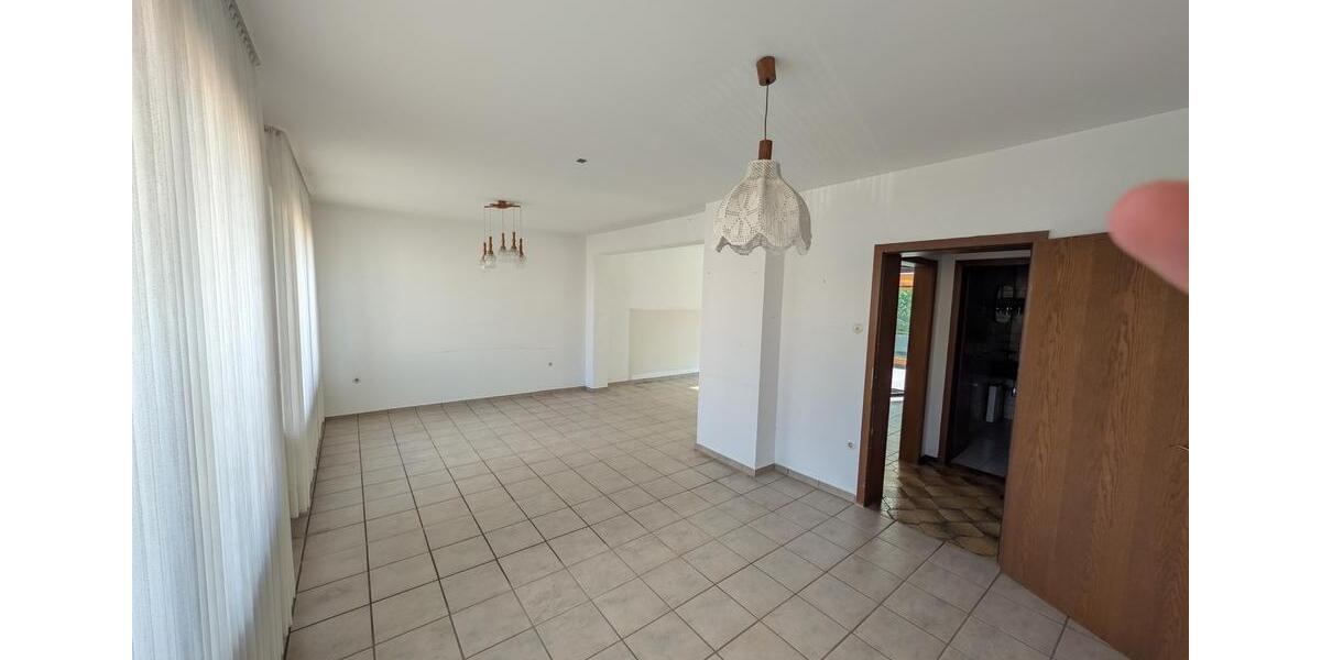 Doppelhaushälfte Essen Stadtbezirk VII - 7 Zimmer, 160 m&sup2;, 420.000&euro; | Angebot:26927326