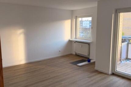 Wohnung Duisburg Hochheide - 4 Zimmer, 79 m&sup2;, 850&euro; | Angebot:25305729