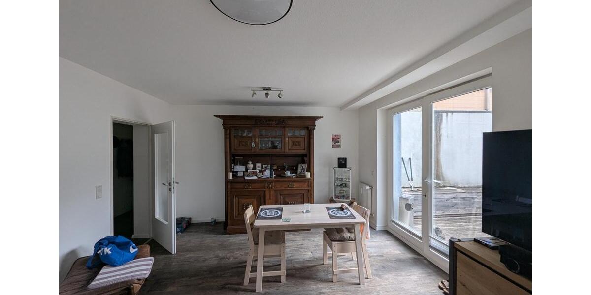 Von Privat- 2-Zimmer Souterrainwohnung 2 zimmer