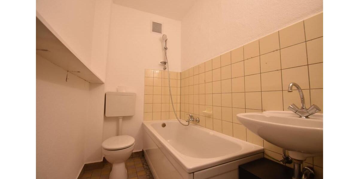 Dachgeschoßwohnung Duisburg Beeck - 2 Zimmer, 55 m&sup2;, 445&euro; | Angebot:17846157