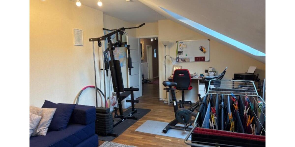 Stilvolle 3½-Zimmer-Wohnung in Toplage zimmer