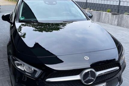 Mercedes-Benz A 180 51.000 km 21.999 &euro; Duisburg 47259
