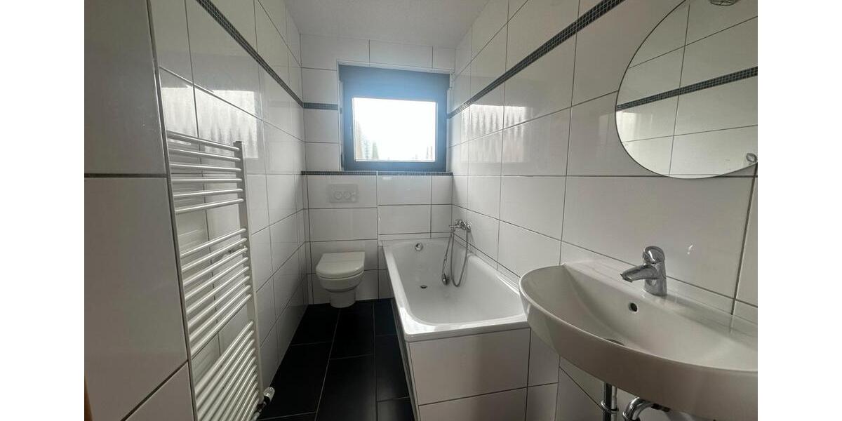 Einfamilienhaus Duisburg Walsum - 7 Zimmer, 150 m&sup2;, 390.000&euro; | Angebot:27146197
