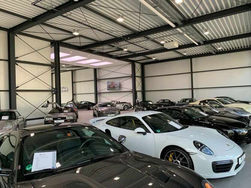 Porsche Taycan 47.085 km 61.899 € Meerbusch 40667