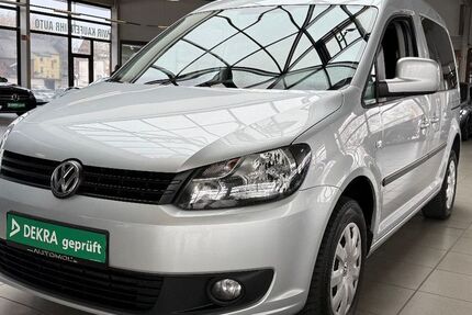 VW Caddy 121.735 km 11.090 &euro; Bottrop 46236