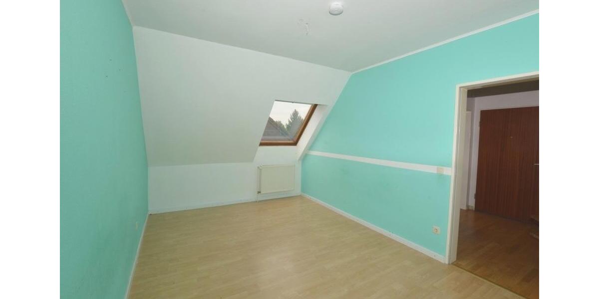 Dachgeschoßwohnung Gelsenkirchen Erle - 3.5 Zimmer, 75 m&sup2;, 492&euro; | Angebot:24614485