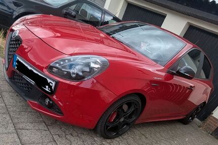 Alfa Romeo Giulietta 135.000 km 13.000 &euro; Duisburg 47228
