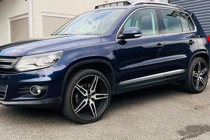 VW Tiguan 128.000 km 10.400 &euro; Essen 45127