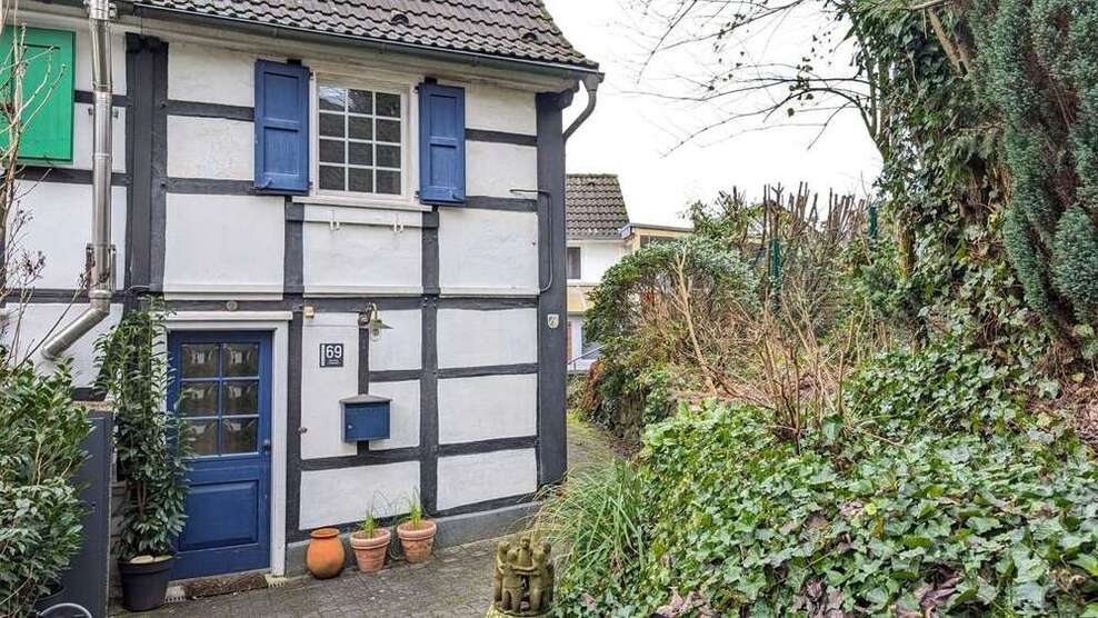 Haus zum Kaufen in Solingen 390.000 € 77 m²
