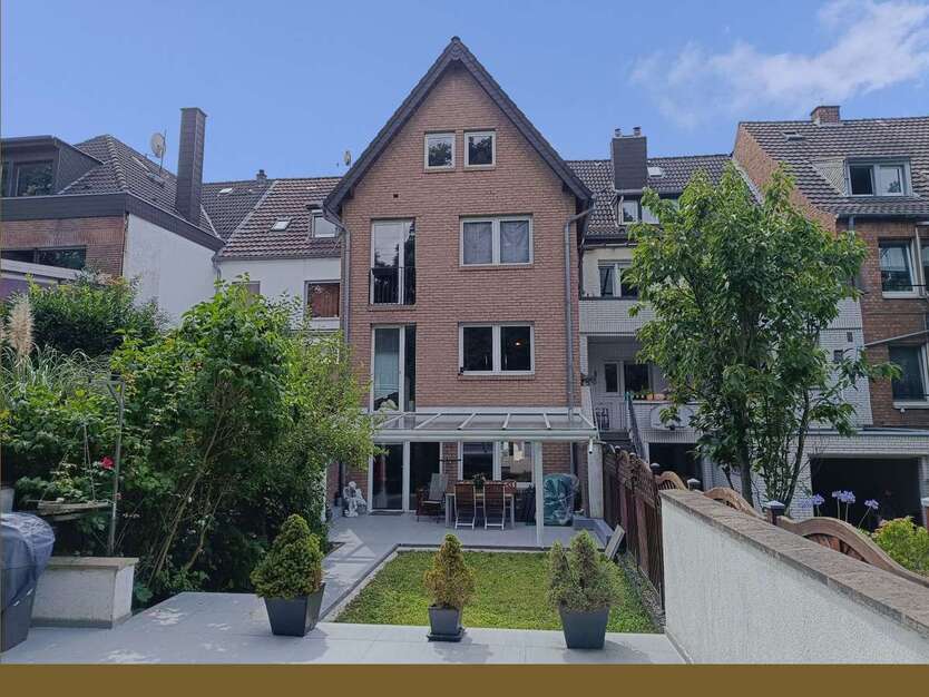 Haus zum Kaufen in Neuss 749.000 € 203.57 m² 7 zimmer
