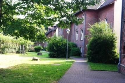 Wohnung Duisburg Hamborn - 2.5 Zimmer, 45 m&sup2;, 267&euro; | Angebot:26187031