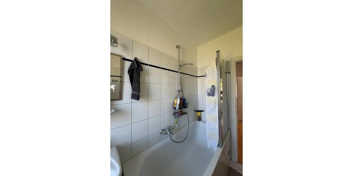 Etagenwohnung Düsseldorf Niederkassel - 2.5 Zimmer, 66 m&sup2;, 450.000&euro; | Angebot:27101445