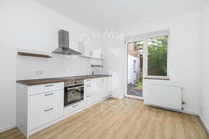 Wohnung zum Kaufen in Düsseldorf 499.000 € 90.02 m² 3 zimmer