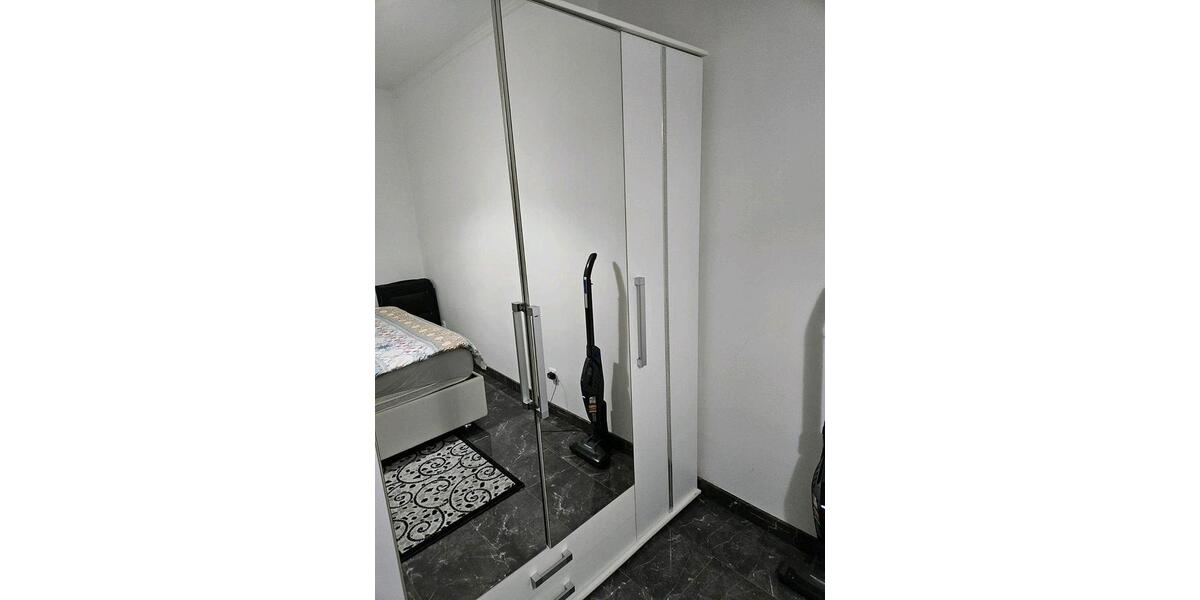 Erdgeschoßwohnung Duisburg Duisburg-Mitte - 3 Zimmer, 68 m&sup2;, 185.000&euro; | Angebot:25594056