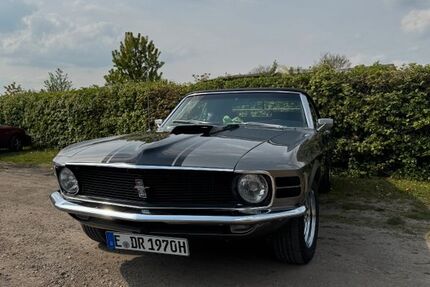 Ford Mustang 77.877 km 50.000 &euro; Essen 45357