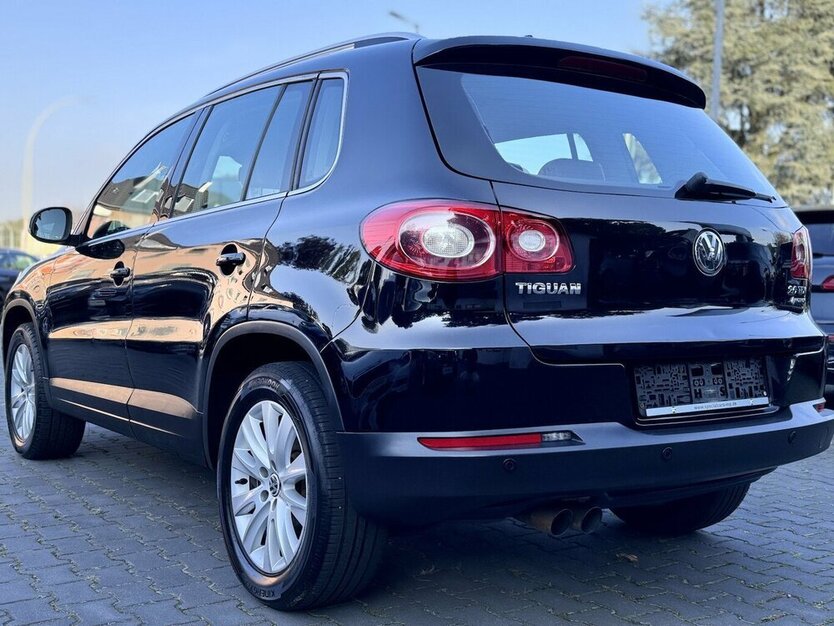 Tiguan Sport & Style / Allrad/ Automatik / Leder