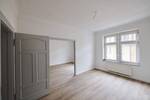 Etagenwohnung Düsseldorf Eller - 3 Zimmer, 96 m&sup2;, 1.340&euro; | Angebot:26434462