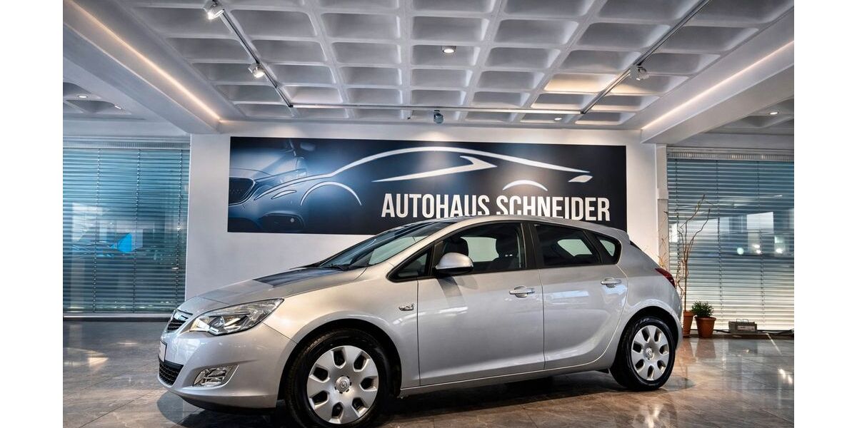 Opel Astra 52.189 km 7.200 &euro; Ratingen 40880