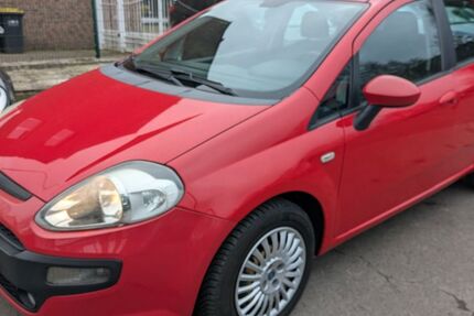 Fiat Punto Evo 106.245 km 2.700 &euro; Essen 45359