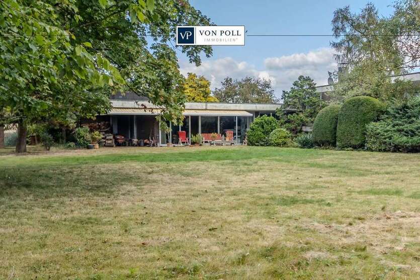 Haus zum Kaufen in Neuss 1.300.000 € 360 m²
