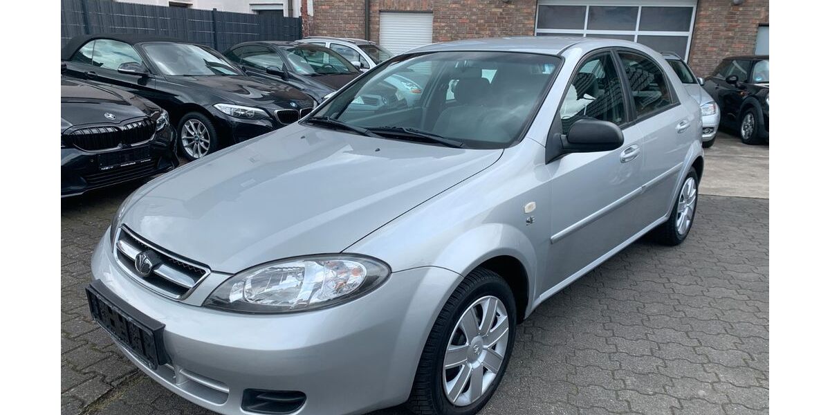 Chevrolet Lacetti 95.000 km 2.950 &euro; Moers 47443