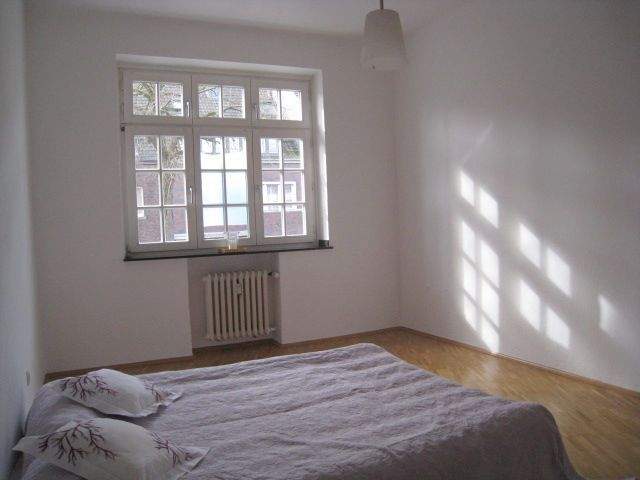 Etagenwohnung Düsseldorf Oberkassel - 2 Zimmer, 75 m&sup2;, 525.000&euro; | Angebot:24759135
